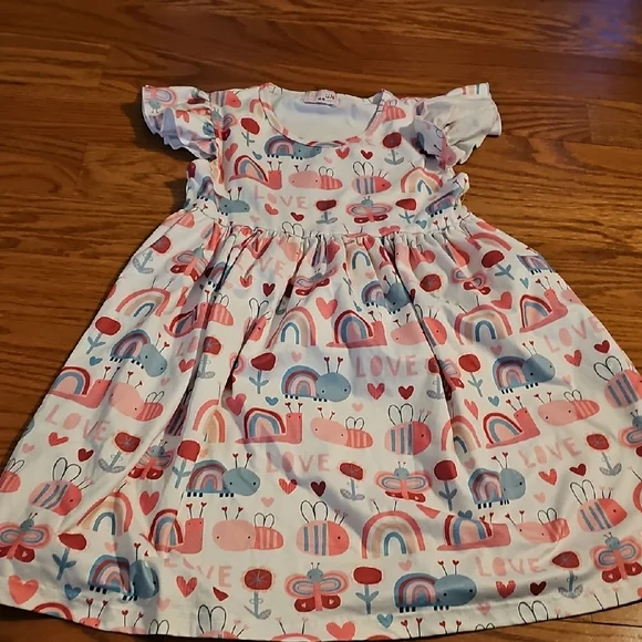 Adorable Valentines Theme Kids Dress - Picture 1 of 3
